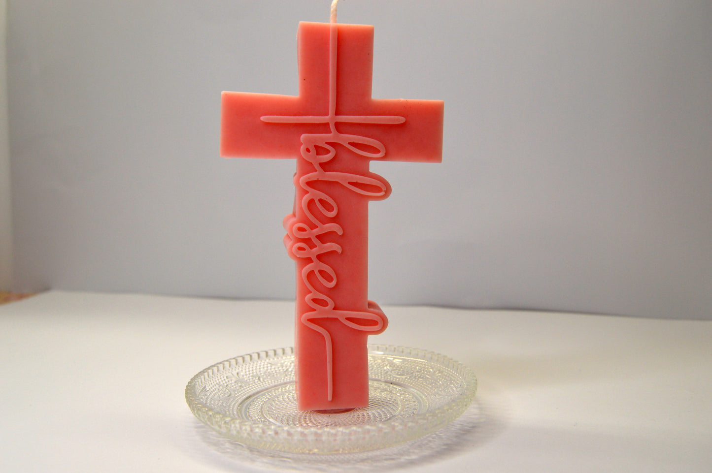 Lumanare „Blessed” – simbol pascal elegant