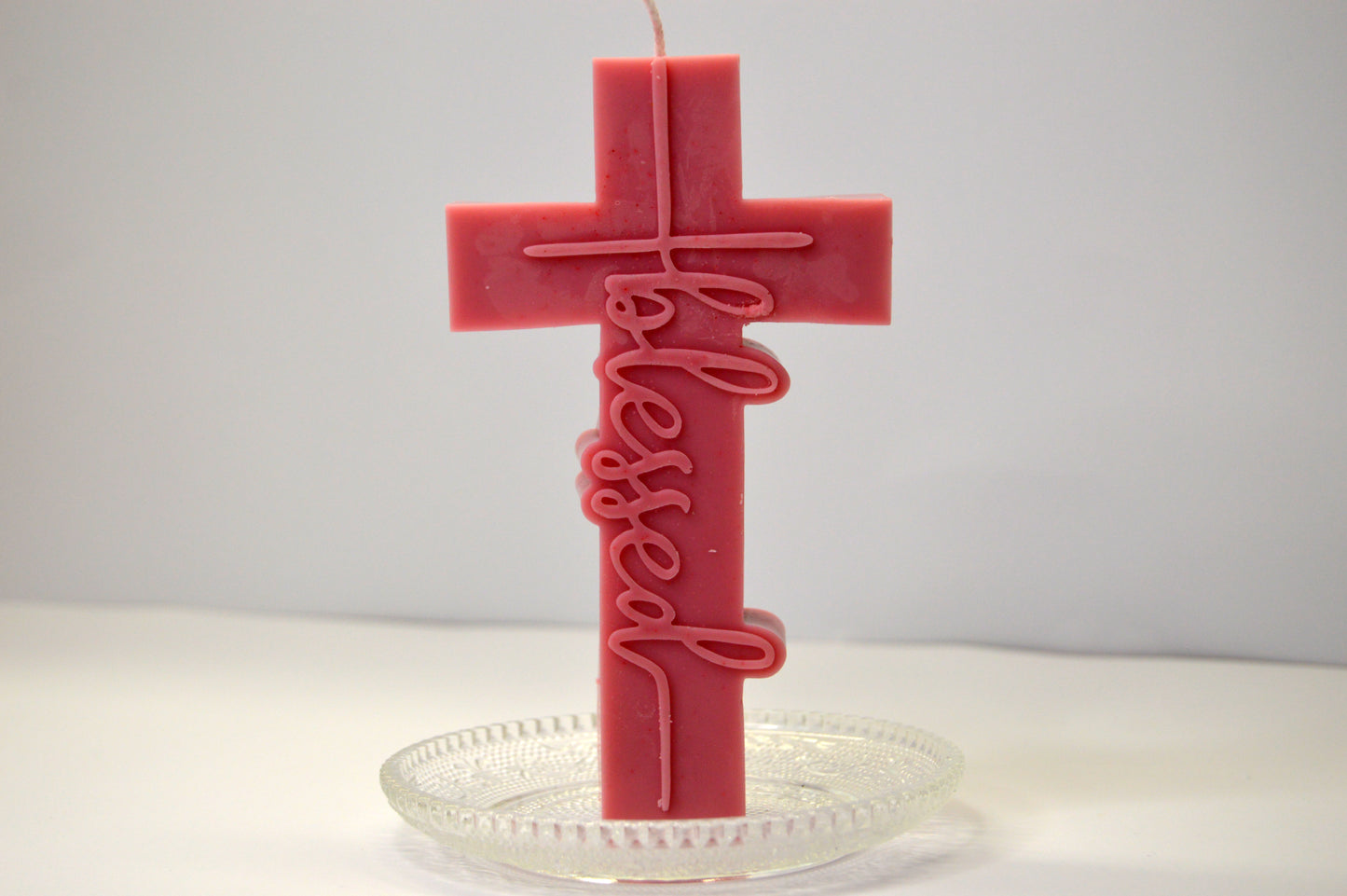 Lumanare „Blessed” – simbol pascal elegant