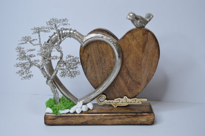 Copacul Iubirii – Împletire de suflet și simbol