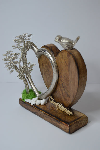 Copacul Iubirii – Împletire de suflet și simbol